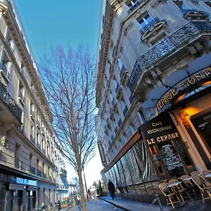 Auberge de jeunesse Caulaincourt Montmartre By Hiphophostels France